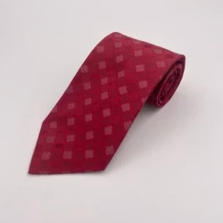 Cravate carreaux rouge